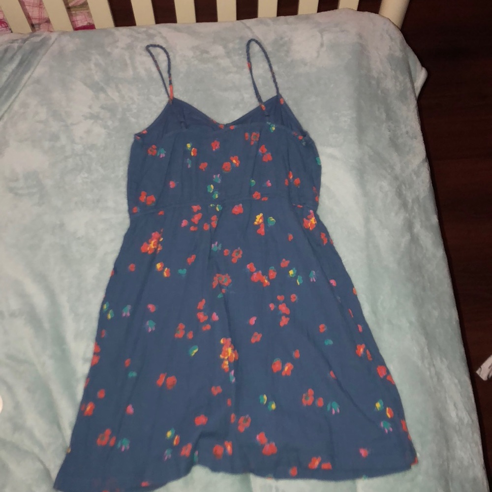 Dress - Picture 4 of 5